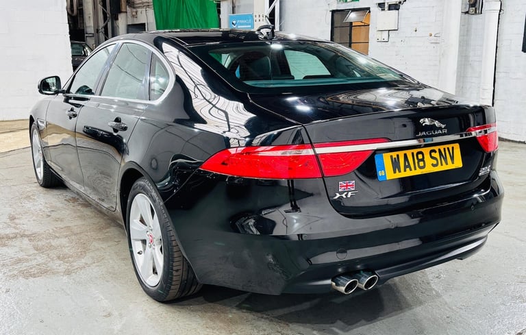 2018 Jaguar XF 2.0d Portfolio Auto AWD Euro 6 (s/s) 4dr SALOON Diesel Automatic