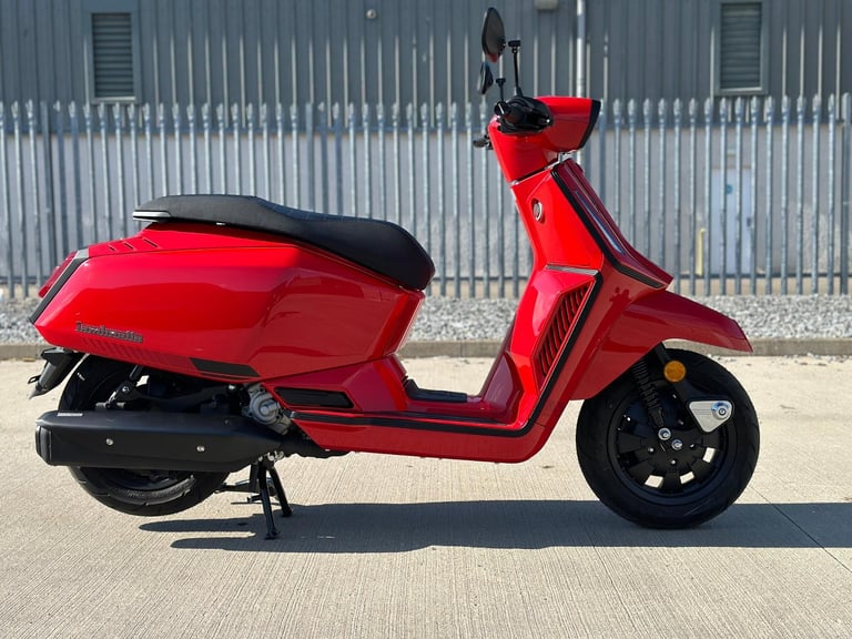Lambretta X125 LInnocenti 2025 Lambretta X125 Delivery & Finance UK/IRE 