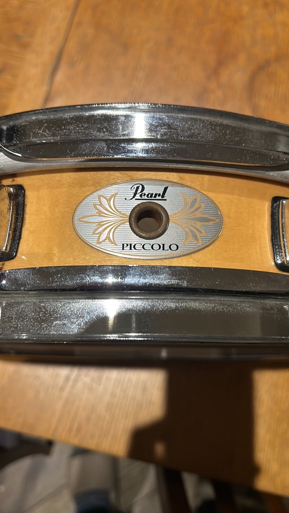 Pearl Piccolo 13x3” Maple snare drum