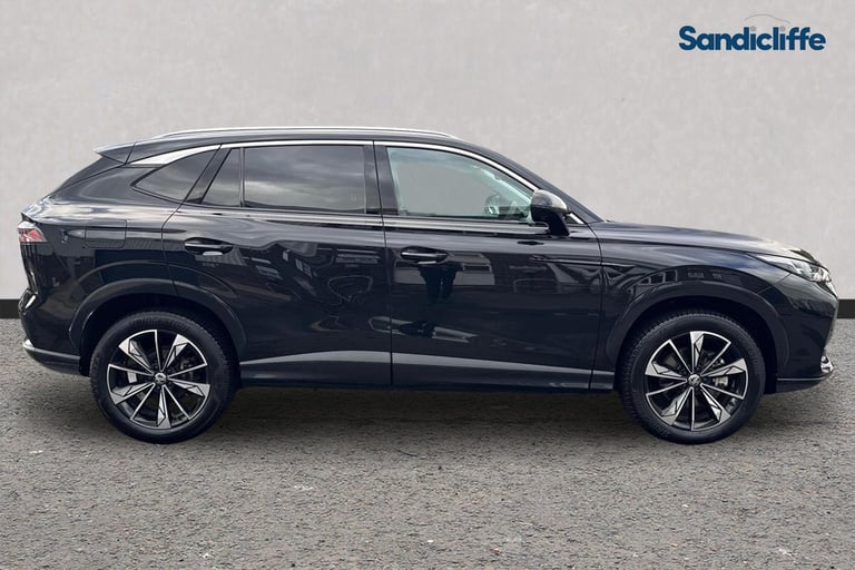 2025 MG MG HS 106287 Hatchback Petrol Automatic