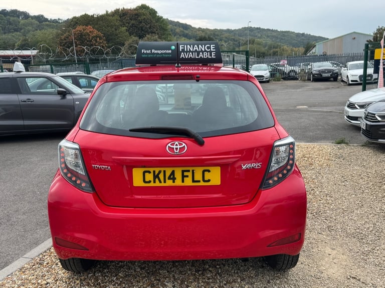 2014 Toyota Yaris 1.33 VVT-i Icon+ 5dr HATCHBACK Petrol Manual
