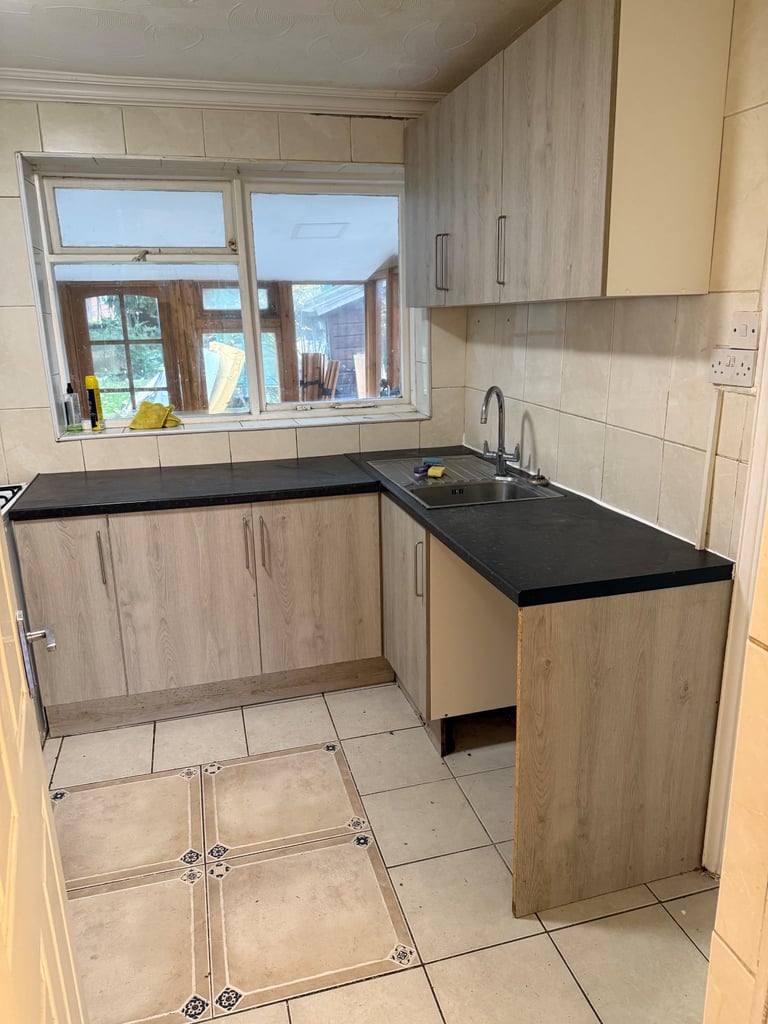 Three bedroom semi detached property in B44 9PN at £1300 per month 