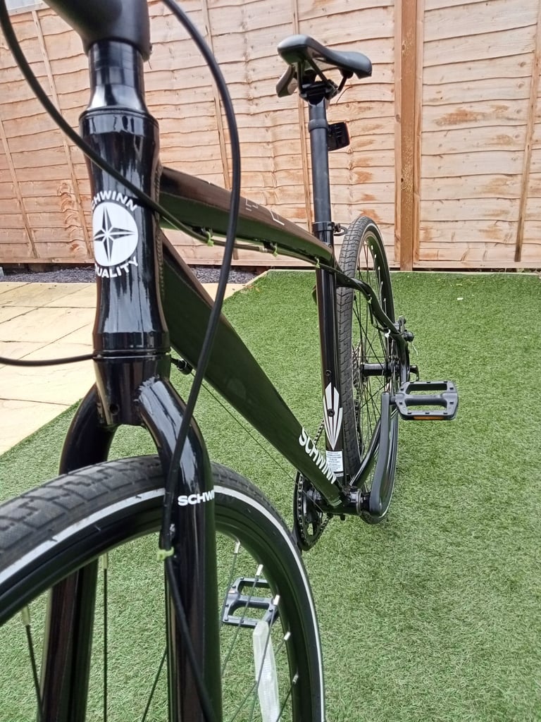 Schwinn Interlink Aluminium Hybrid Bike.