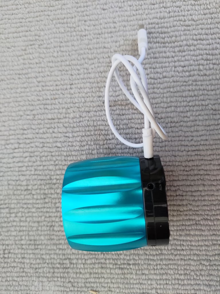 Dolo Bluetooth 4.0 Portable Compact Powerful Air Bass Music Speaker