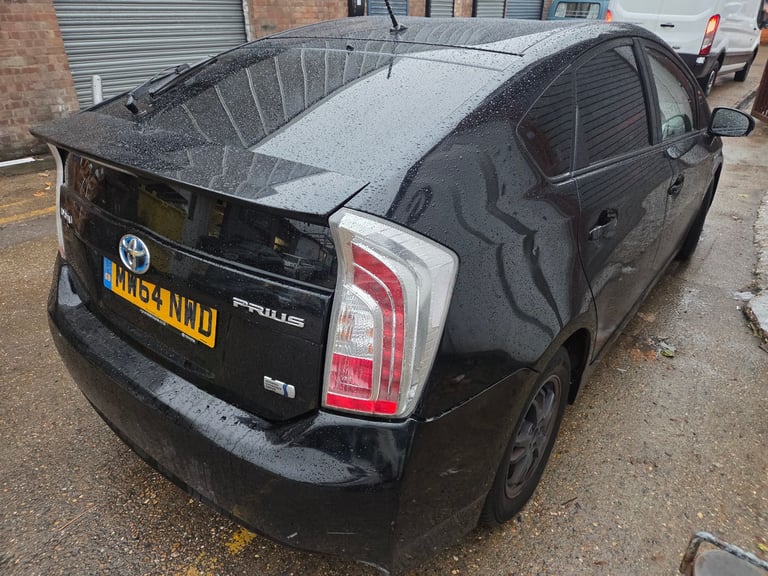 Hybrid Prius UK Model,Long Mot,New Hybrid Battery 6 Minths Worranty,Hpi Clr £3995 Only