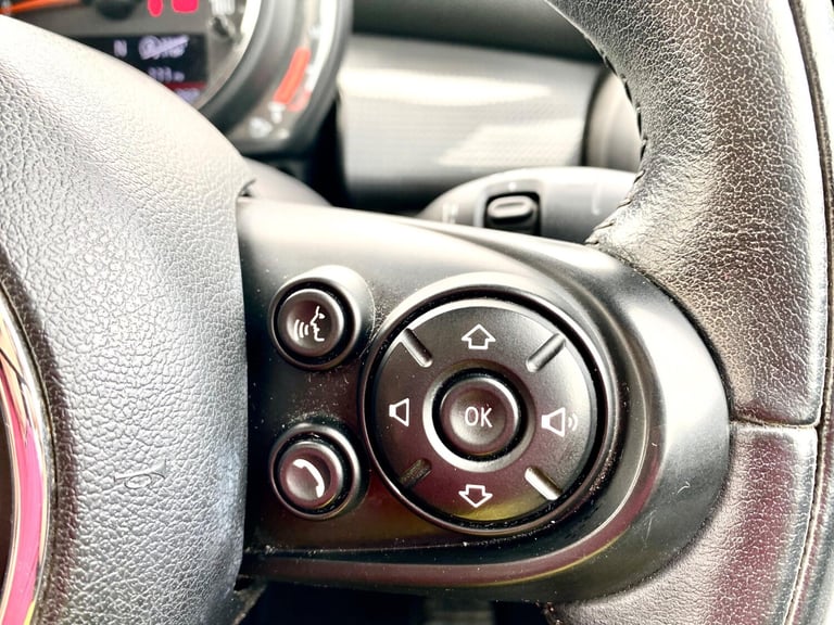  MINI Convertible 1.5 Cooper Euro 6 (s/s) 2dr Petrol Manual