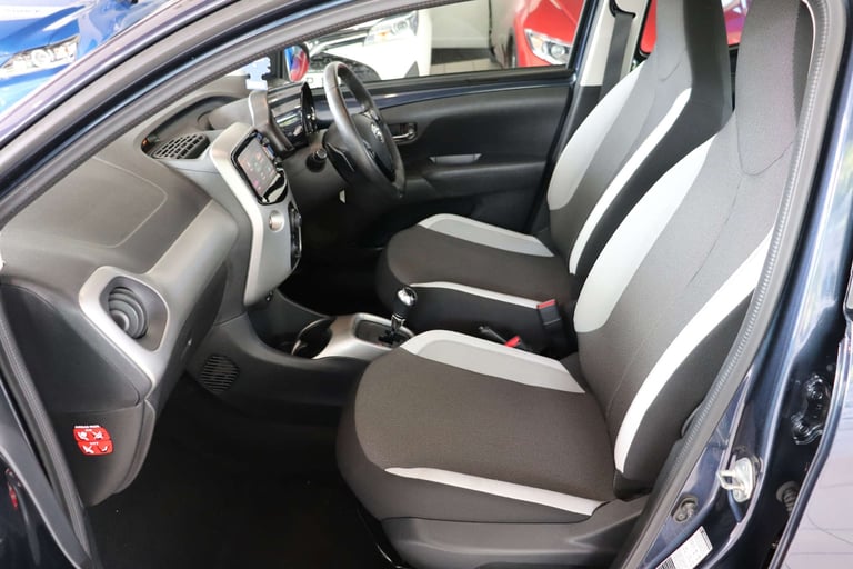 2016 Toyota AYGO 1.0 Aygo X-Play VVT-i CVT 5dr Hatchback Petrol Automatic