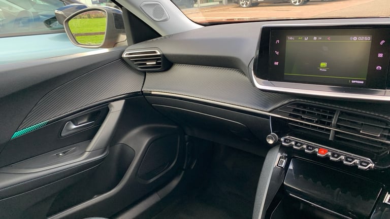 2022 Peugeot 2008 1.5 BlueHDi Allure Premium SUV 5dr Diesel Manual Euro 6 (s/s) (110 ps) SUV Dies...