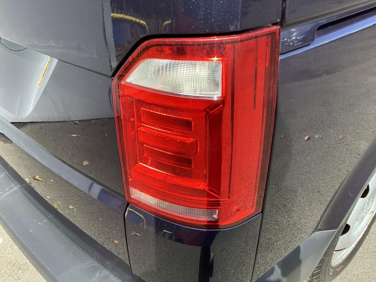 2019 Volkswagen Transporter Shuttle 2.0 TDI BlueMotion Tech S Minibus Double Cab 5dr Diesel Manua...