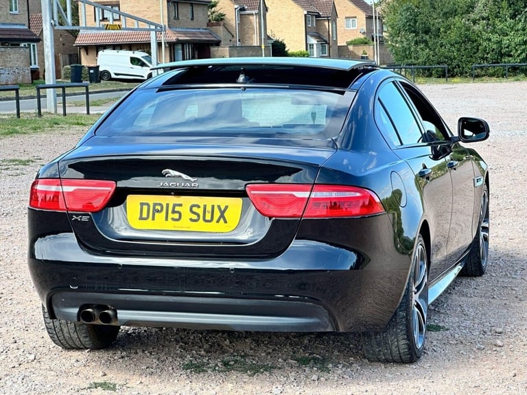 2015 Jaguar XE 2.0d R-Sport Auto Euro 6 (s/s) 4dr Saloon Diesel Automatic