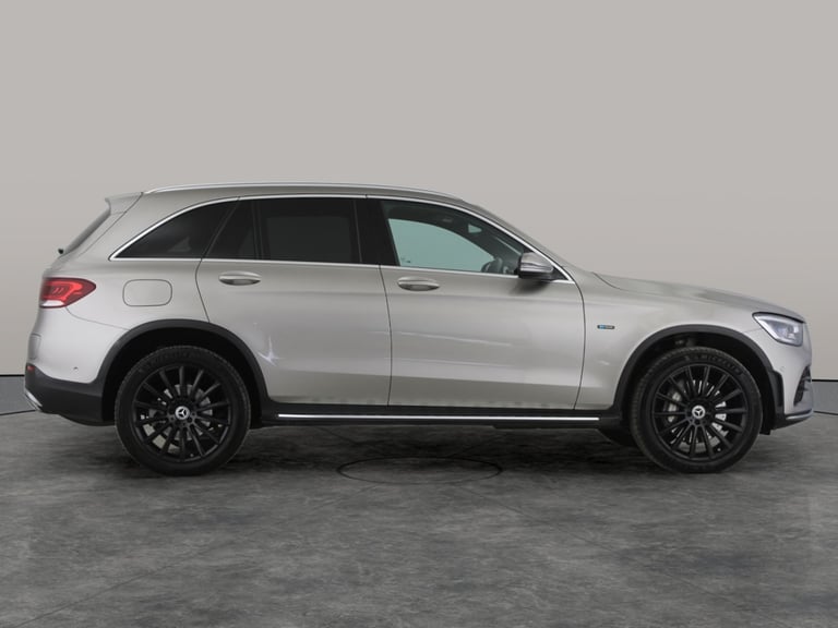 2021 Mercedes-Benz GLC 2.0 GLC300de 13.5kWh AMG Line (Premium) SUV 5dr Diesel Plug-in Hybrid G-Tr...