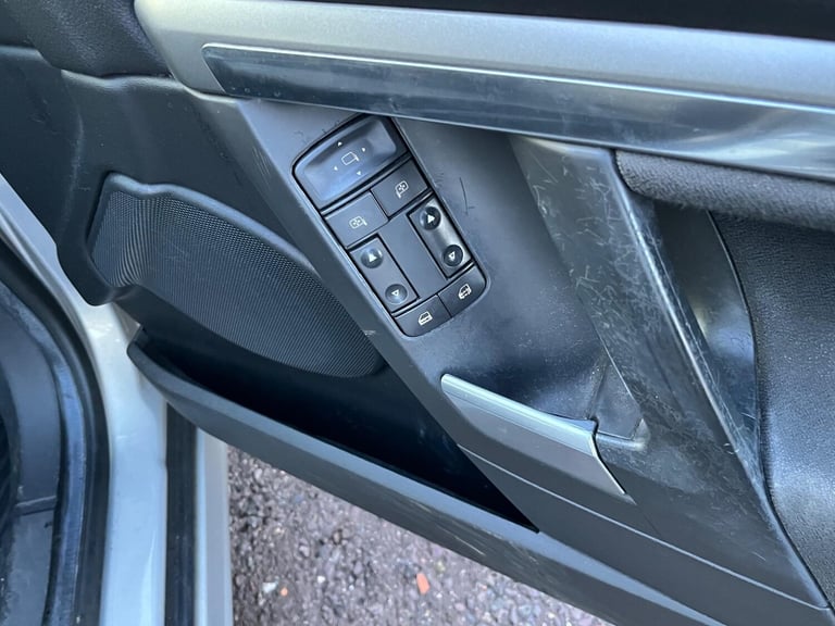 2007 Vauxhall Vectra 1.9 CDTi SRi [150] 5dr Auto HATCHBACK DIESEL Automatic