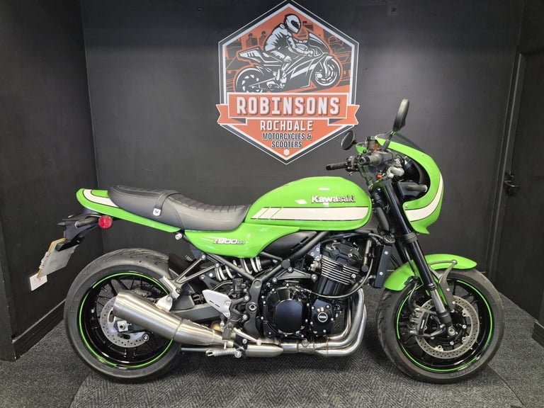 Kawasaki Z900 RS cafe 2514 miles nice extras