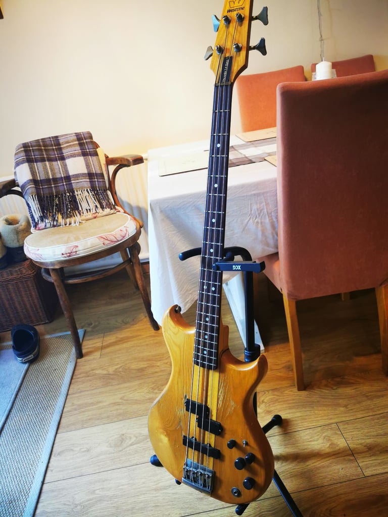 Westone Thunder 1a Vintage Bass Guitar 