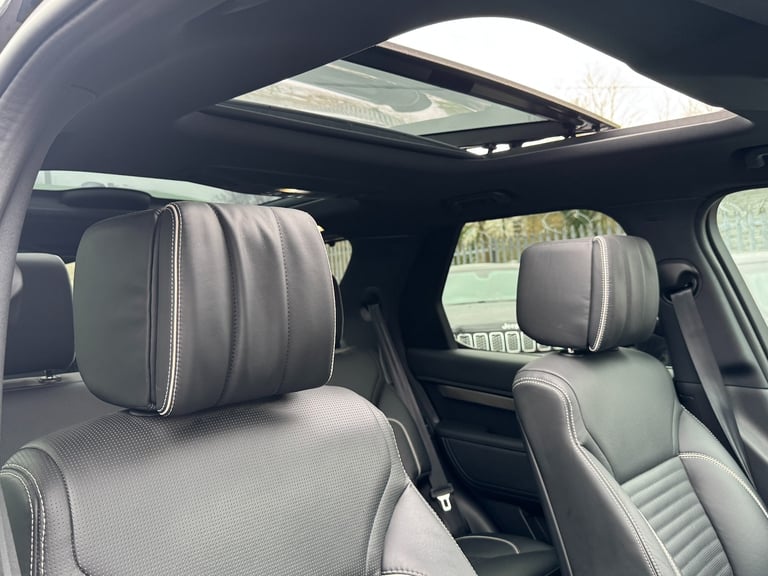 2020 Land Rover Discovery 2.0 SD4 HSE Luxury SUV 5dr Diesel Auto 4WD Euro 6 (s/s) (240 ps) ESTATE...