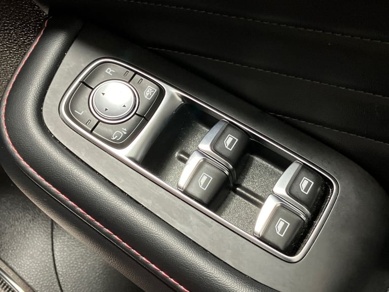 2022 MG MG HS 1.5 T-GDI Exclusive 5dr DCT Hatchback PETROL Automatic