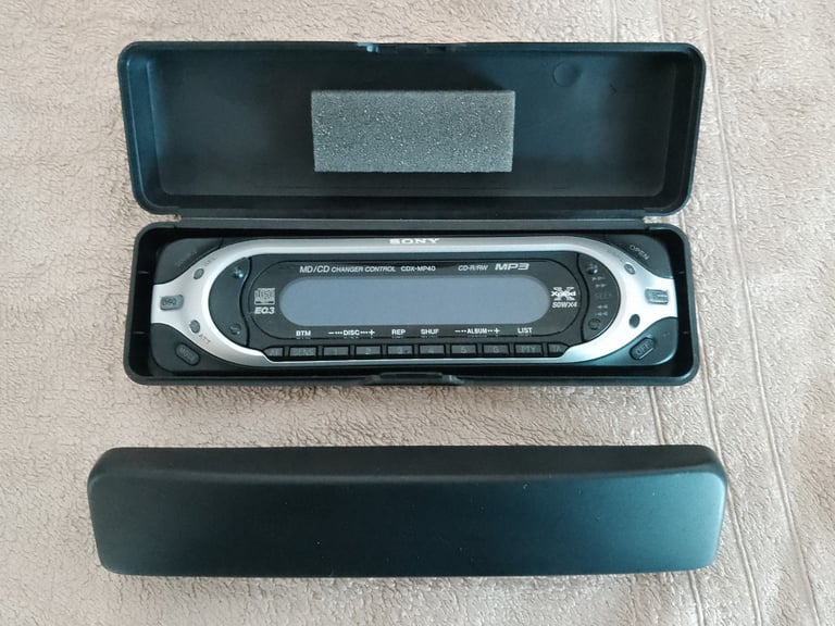 image for Sony CDX MP40