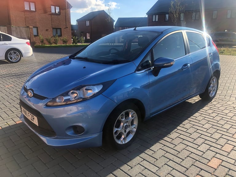 Ford Fiesta (11) Zetec 1.4 TDCi Diesel 5dr. Long MOT. £20 tax. 60 MPG. Low insurance. Brilliant cond