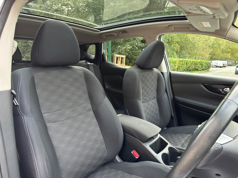 2017 Nissan Qashqai 1.2 DIG-T N-Connecta XTRON 2WD Euro 6 (s/s) 5dr HATCHBACK Petrol Automatic