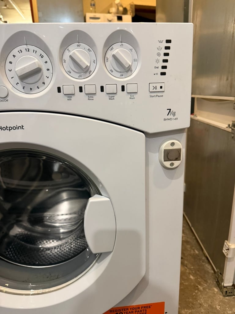 Hotpoint integrated 7kg Washer Dryer With Free Delivery N Warranty 