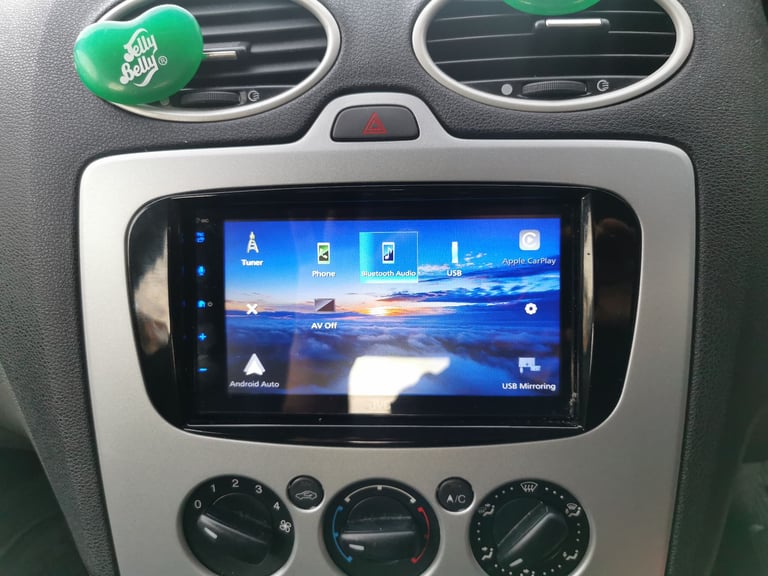 Cheap Ford, FOCUS, Hatchback, 2007, Manual, 1596 (cc),5 doors for sale in Kingston Hill, Greater London
