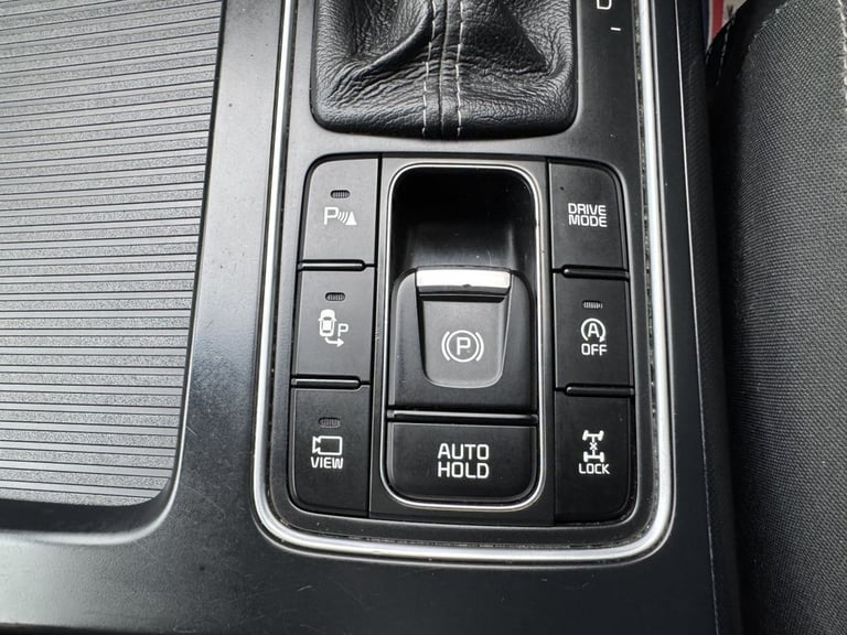 2017 Kia Sorento 2.2 CRDi KX-4 SUV 5dr Diesel Auto AWD Euro 6 (197 bhp) ESTATE Diesel Automatic