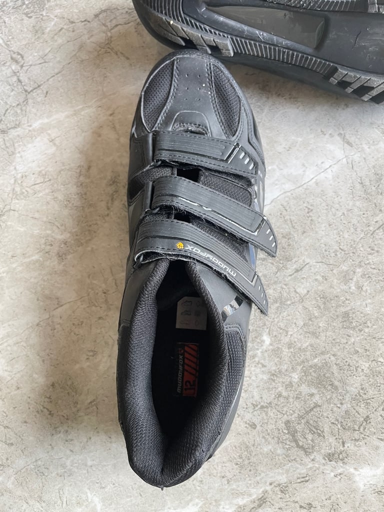 Cycling shoes 