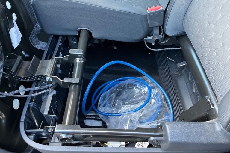 2025 Ford Transit Custom 320 Limited AUTO L2 LWB PHEV Double Cab In Van Petrol FWD 2.5 232ps, HEA...