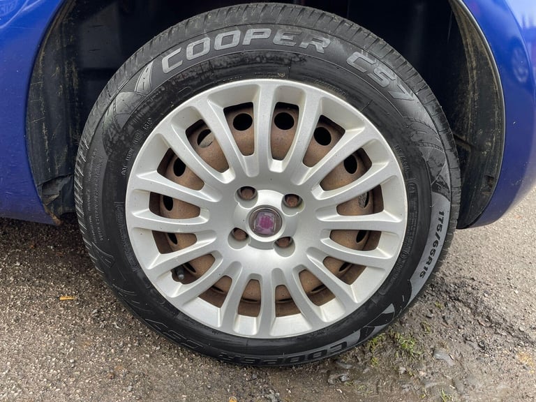 2009 Fiat Grande Punto 1.4 Active Auto Euro 4 3dr HATCHBACK Petrol Automatic