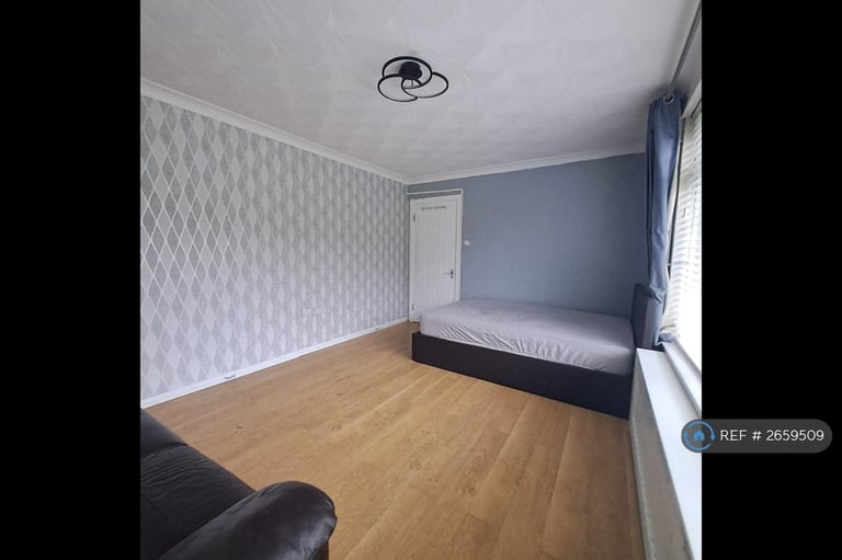1 bedroom in Millers Park, Wellingborough, NN8 (#2659509)