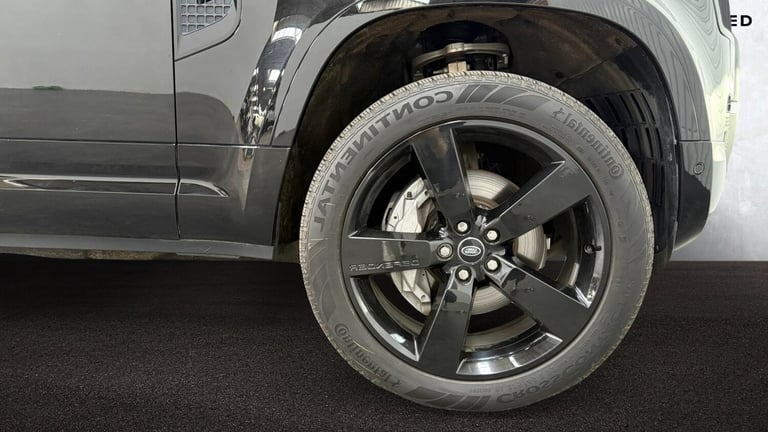 2024 Land Rover Defender Diesel Estate 3.0 D300 X-Dynamic HSE 90 3dr Auto SUV Diesel Automatic