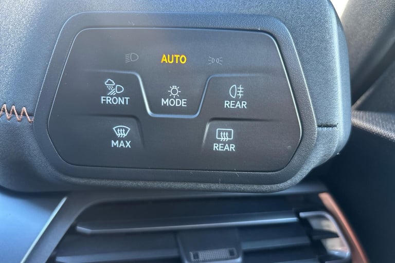  Cupra Born E Boost 77kwh V3 Hatchback 5dr Electric Auto 4 Seat 230 Ps Electric