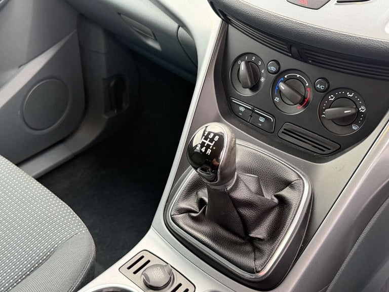 2012 Ford C-Max 1.6 Zetec 5dr MPV PETROL Manual
