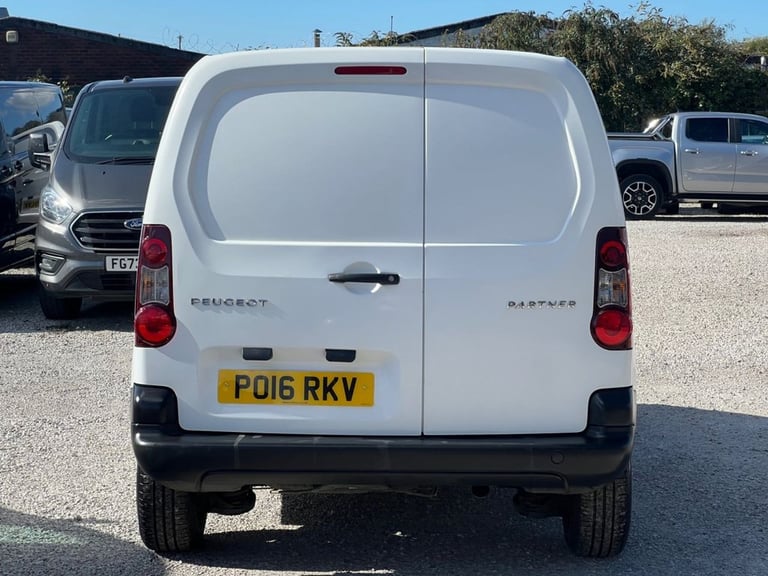 2016 Peugeot Partner 1.6 HDi 850 S Panel Van 4dr Diesel Manual L1 (132 g/km , 92 bhp) Van Diesel ...