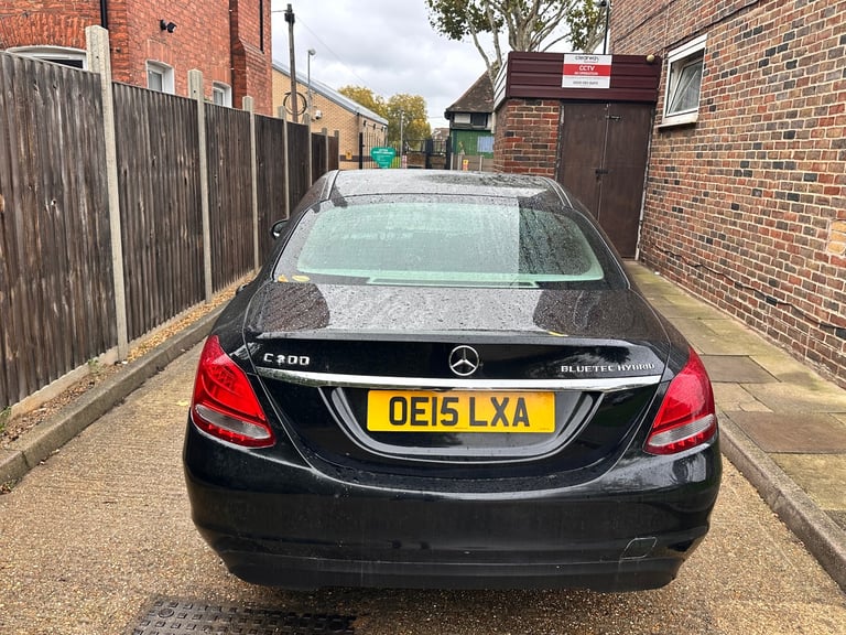 Mercedes-Benz, C CLASS, Saloon, 2015, Semi-Auto, 2143 (cc), 4 doors