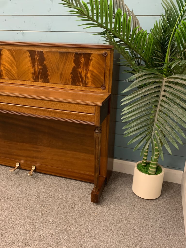 🎵🎹 WELMAR REGENCY SATIN UPRIGHT PIANO *TUNED/SERVICED/WARRANTY* 🎹 🎵