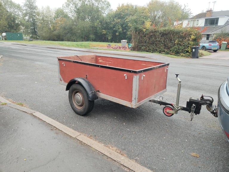 image for BOX CAMPING TIP RUN TRAILER TOWING TOW 5FT X 3FT
