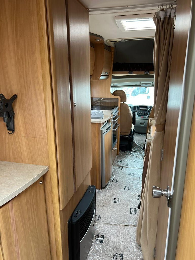 2008 - Swift Sundance 630L - 2.3ltr - 48k miles - 6 berth / 6 belts - £27,995