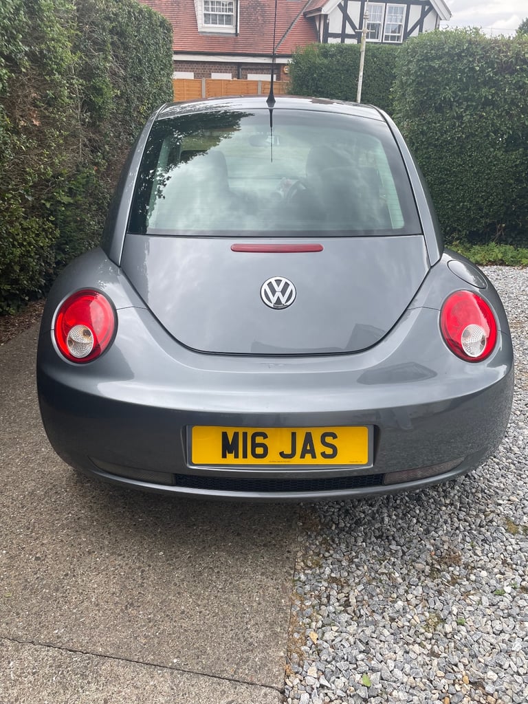 Volkswagen, BEETLE, Hatchback, 2011, Manual, 1595 (cc), 3 doors