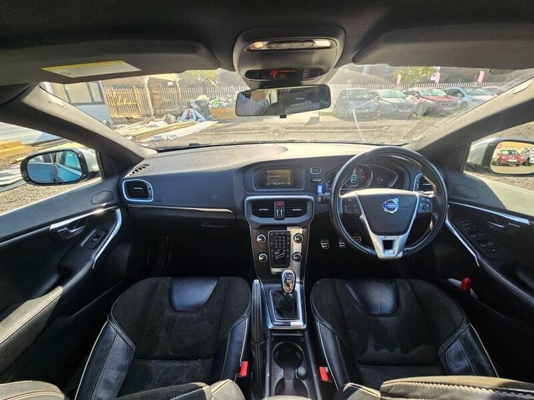 2013 Volvo V40 1.6 D2 R-Design Euro 5 (s/s) 5dr HATCHBACK Diesel Manual