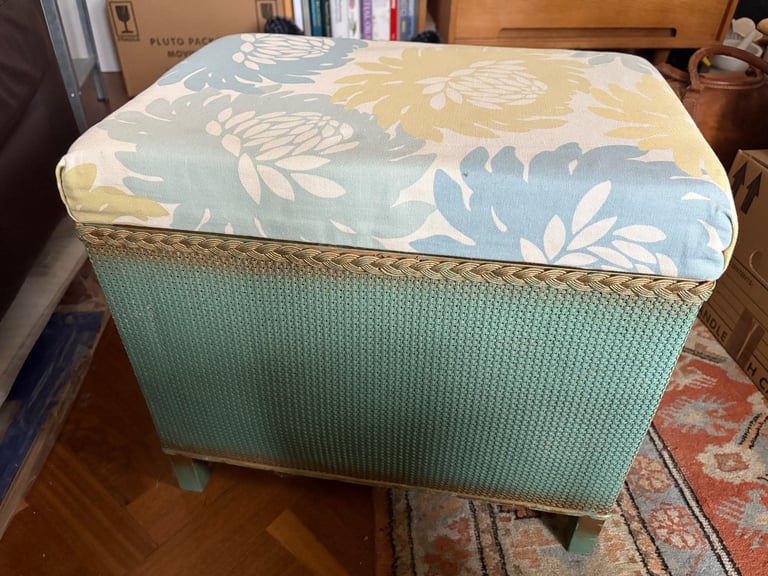 Lloyd Loom small ottoman linen/blanket chest