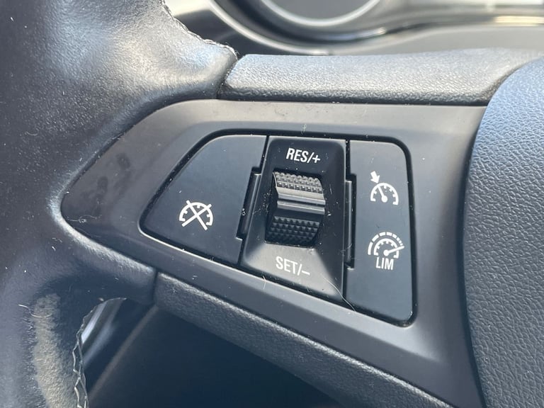 2018 Vauxhall Corsa Corsa 1.4 Griffin 5dr Hatchback Petrol Manual