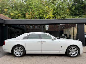 Rolls Royce + Chauffeur 