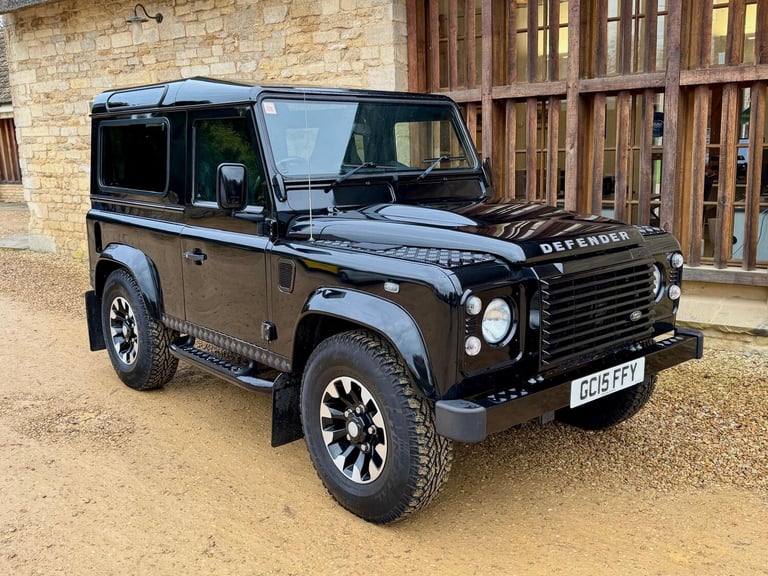 2015 Land Rover Defender XS Station Wagon TDCi [2.2] WINDOW VAN Diesel Manual