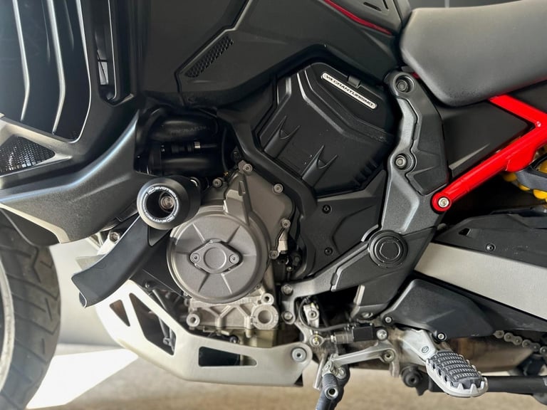 Stunning One Owner 2024/24 Ducati Multi V4S Rally Radar . 