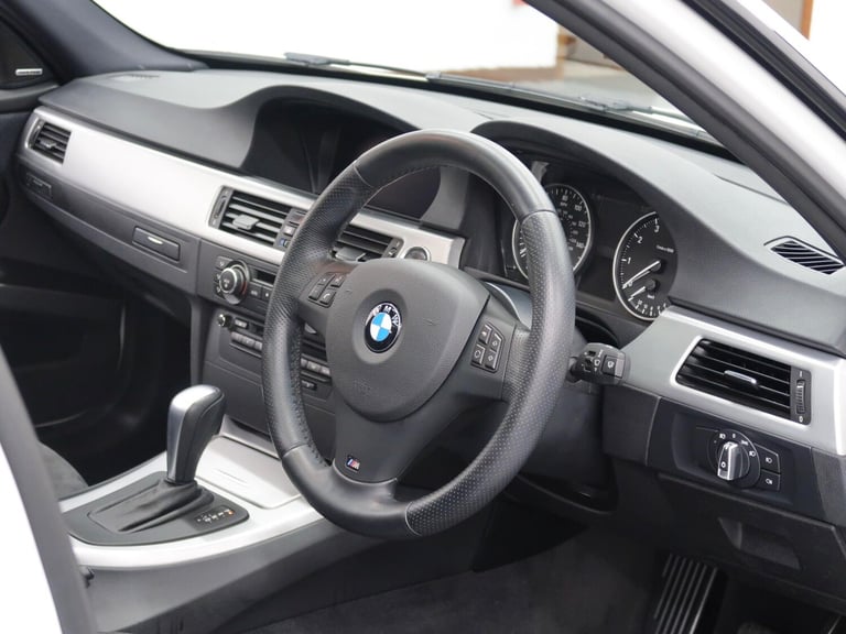 2011 BMW 3 Series 2.0 320i M Sport Touring 5dr Petrol Steptronic Euro 5 (170 ps)  Petrol Automatic