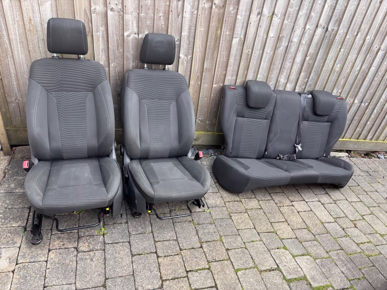 Ford fiesta car seats full set 