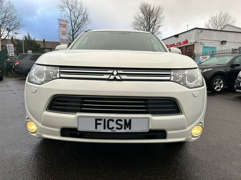 2014 Mitsubishi Outlander 0.0 PHEV GX 4H 5d 162 BHP Estate PETROL/ELECTRIC Semi Automatic