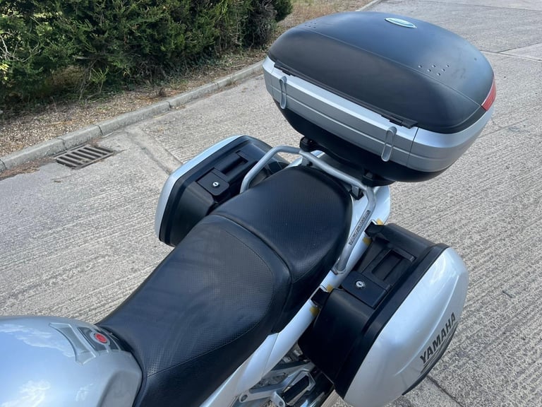 2002 52 YAMAHA FJR 1300 FJR1300 SPORTS TOURER LUGGAGE NEW MOT HPI CLEAR
