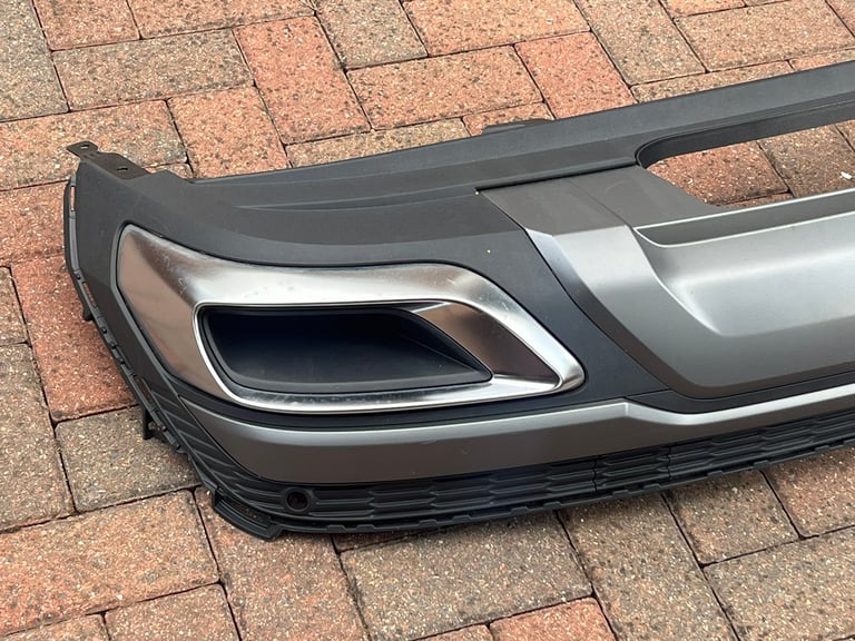GENUINE AUDI Q7 S LINE REAR BUMPER AND DIFFUSER 2015-ON 4M0